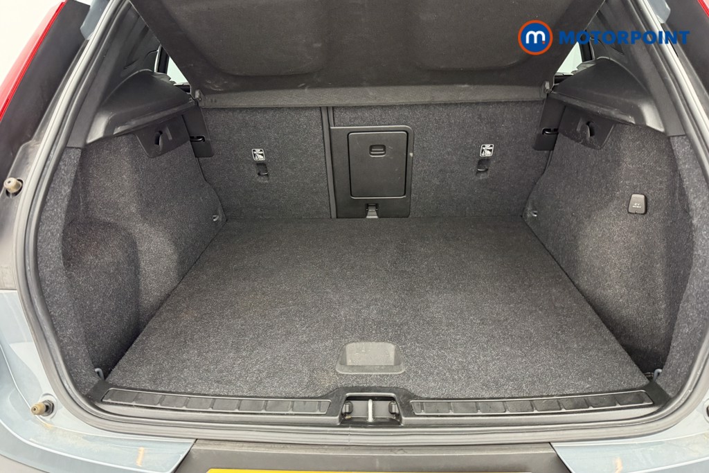 Volvo Xc40 R Design Manual Petrol SUV - Stock Number (1555139) - 28th supplementary image