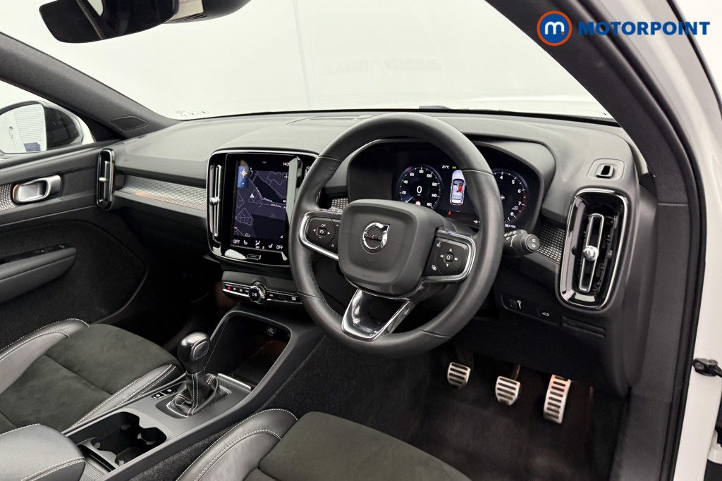 Volvo Xc40 R Design Manual Petrol SUV - Stock Number (1555143) - 4th supplementary image