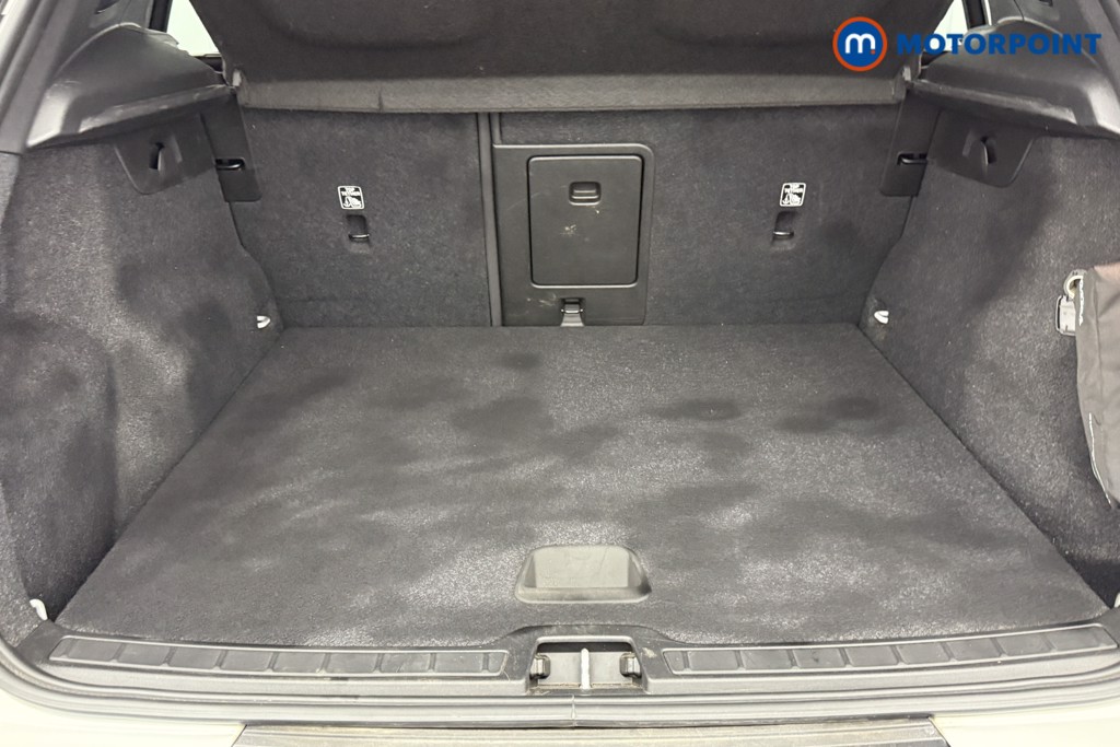 Volvo Xc40 R Design Manual Petrol SUV - Stock Number (1555143) - 19th supplementary image