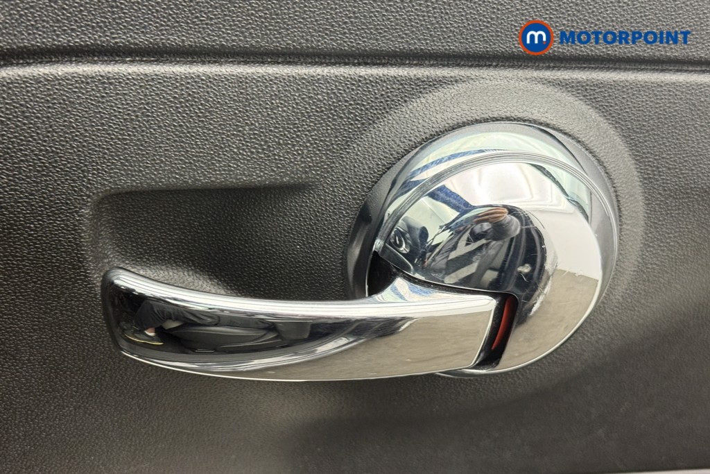 Fiat 500 Dolcevita Manual Petrol-Electric Hybrid Hatchback - Stock Number (1556880) - 13th supplementary image