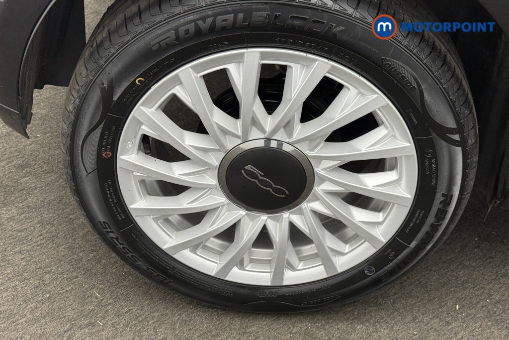 Fiat 500 Dolcevita Manual Petrol-Electric Hybrid Hatchback - Stock Number (1556880) - 17th supplementary image