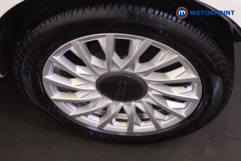 Fiat 500 Dolcevita Manual Petrol-Electric Hybrid Hatchback - Stock Number (1556883) - 9th supplementary image