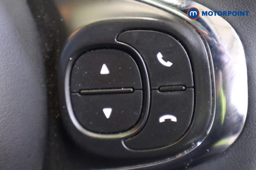 Fiat 500 Dolcevita Manual Petrol-Electric Hybrid Hatchback - Stock Number (1556883) - 16th supplementary image