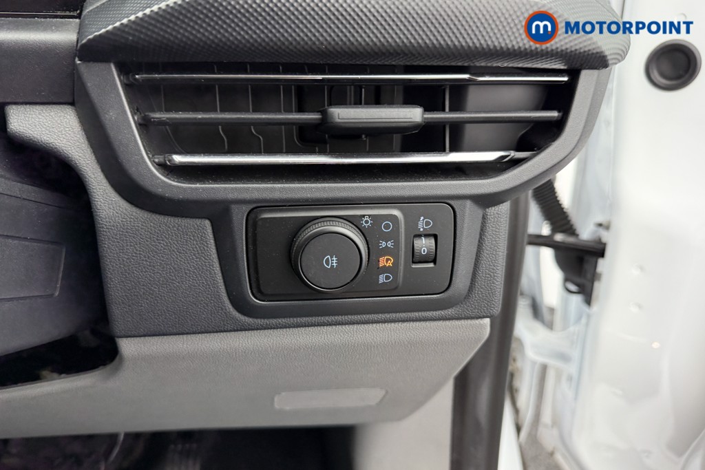 Ford Transit Custom Limited Manual Diesel Panel Van - Stock Number (1556932) - 15th supplementary image