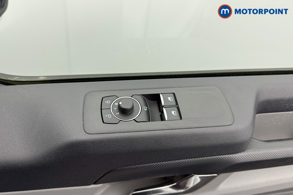 Ford Transit Custom Limited Manual Diesel Panel Van - Stock Number (1556932) - 16th supplementary image