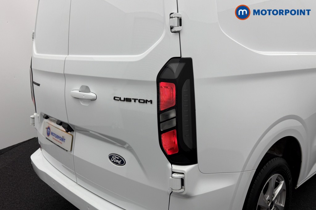 Ford Transit Custom Limited Manual Diesel Panel Van - Stock Number (1556932) - 24th supplementary image