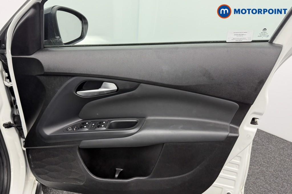 Fiat Tipo Cross 1.0 5Dr Manual Petrol Hatchback - Stock Number (1557418) - 16th supplementary image