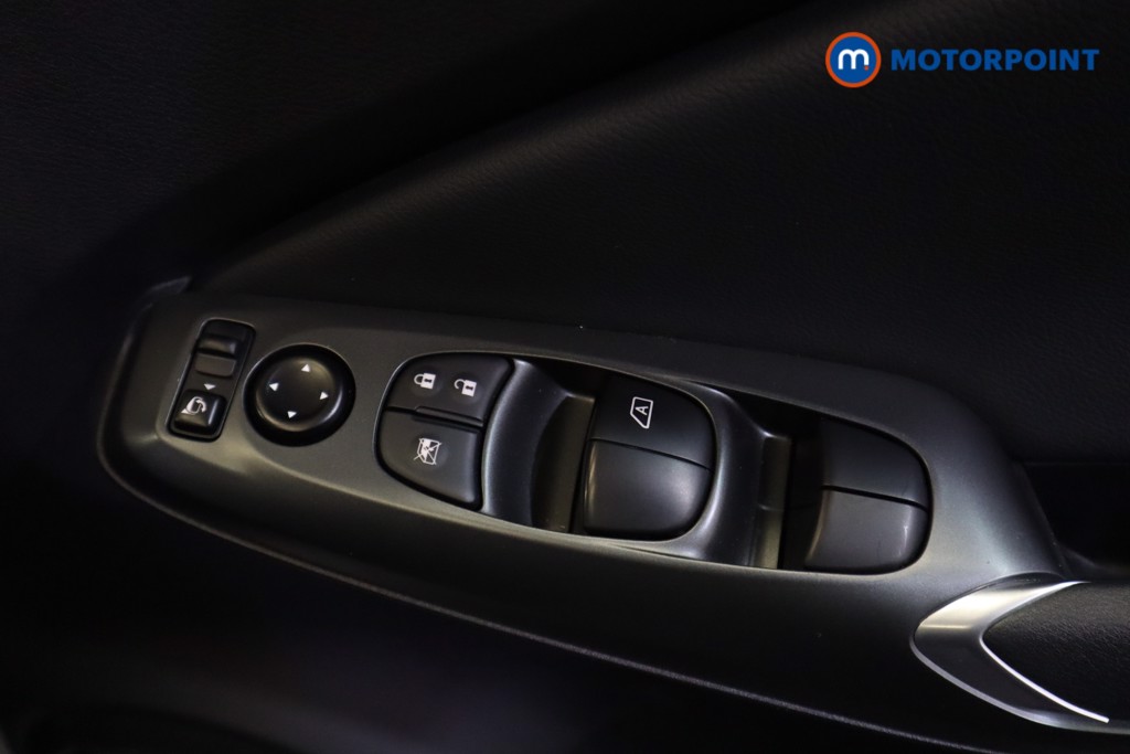 Nissan Juke Acenta Premium Automatic Petrol SUV - Stock Number (1558834) - 3rd supplementary image