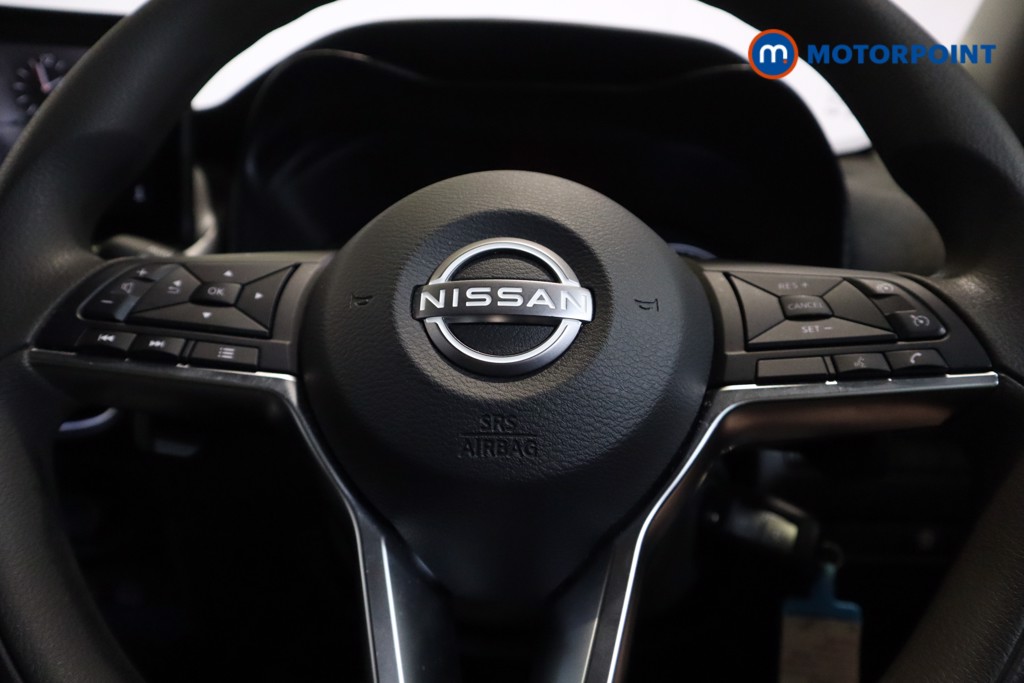 Nissan Juke Acenta Premium Automatic Petrol SUV - Stock Number (1558834) - 8th supplementary image