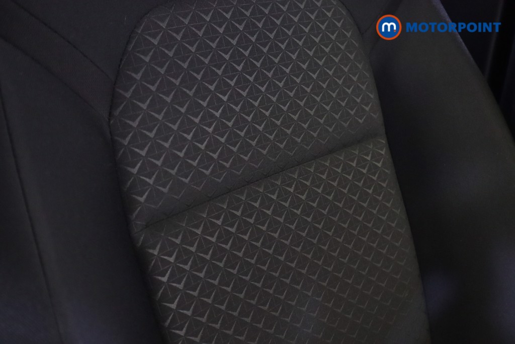 Nissan Juke Acenta Premium Automatic Petrol SUV - Stock Number (1558834) - 17th supplementary image