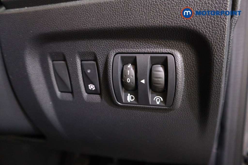 Renault Captur Dynamique Nav Manual Petrol SUV - Stock Number (1559244) - 8th supplementary image
