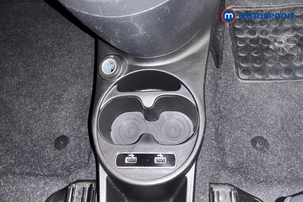 Fiat 500 Dolcevita Manual Petrol-Electric Hybrid Hatchback - Stock Number (1559931) - 12th supplementary image