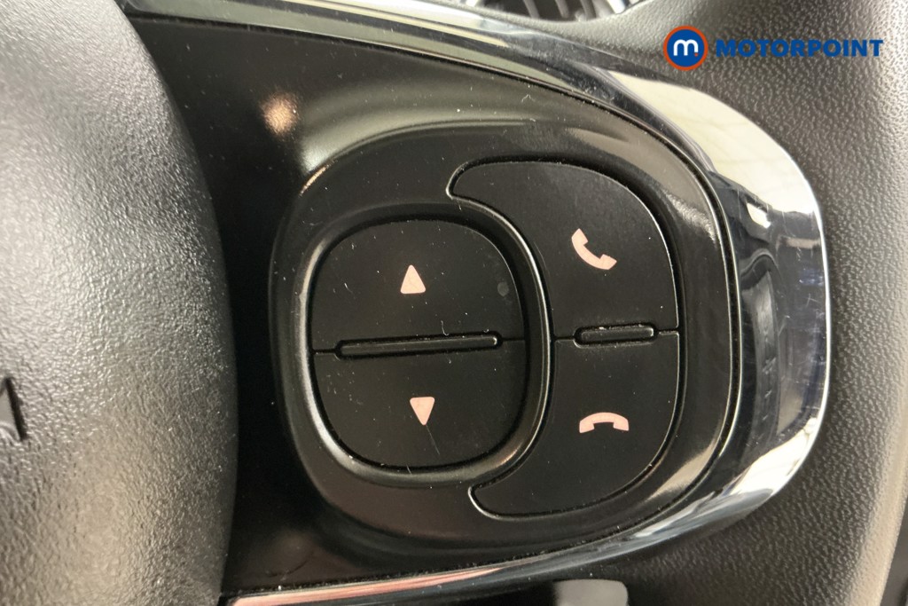 Fiat 500 Dolcevita Manual Petrol-Electric Hybrid Hatchback - Stock Number (1559931) - 16th supplementary image