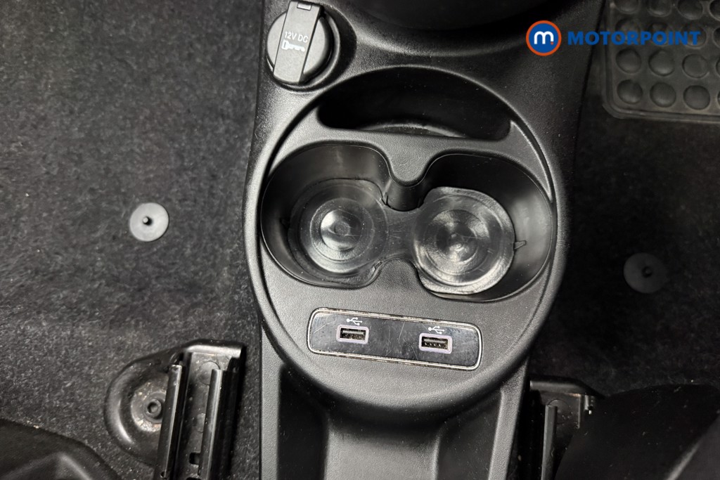 Fiat 500 1.0 Mild Hybrid 3Dr Manual Petrol-Electric Hybrid Hatchback - Stock Number (1559955) - 11th supplementary image