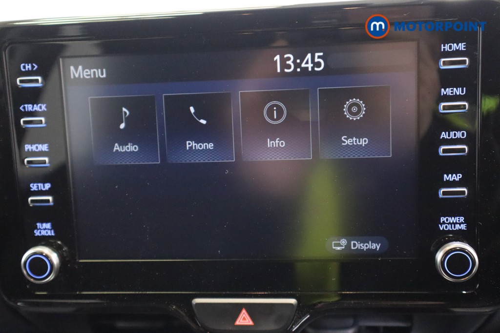 Toyota Yaris Design Automatic Petrol-Electric Hybrid Hatchback - Stock Number (1559968) - 2nd supplementary image