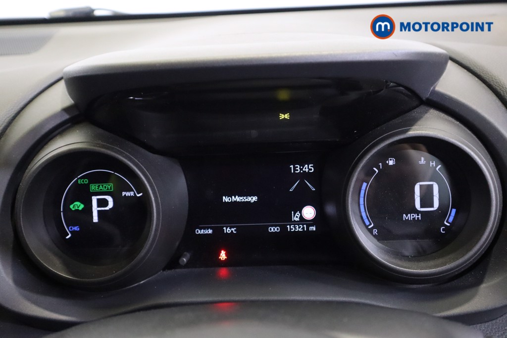 Toyota Yaris Design Automatic Petrol-Electric Hybrid Hatchback - Stock Number (1559968) - 3rd supplementary image