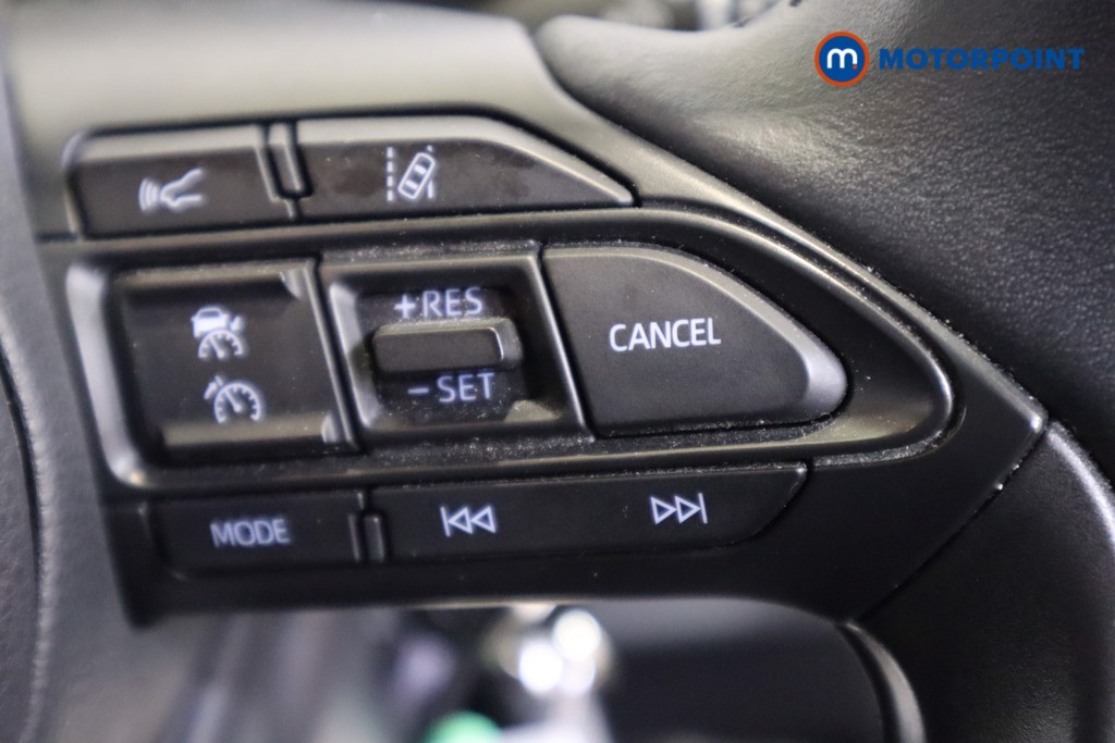Toyota Yaris Design Automatic Petrol-Electric Hybrid Hatchback - Stock Number (1559968) - 15th supplementary image