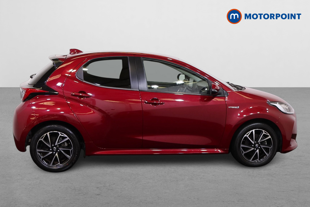Toyota Yaris Design Automatic Petrol-Electric Hybrid Hatchback - Stock Number (1559968) - Drivers side