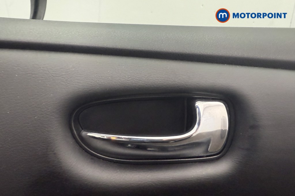 Nissan Leaf N-Connecta Automatic Electric Hatchback - Stock Number (1561096) - 13th supplementary image