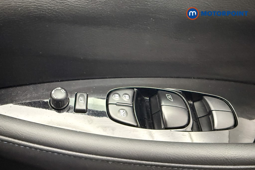 Nissan Leaf N-Connecta Automatic Electric Hatchback - Stock Number (1561096) - 14th supplementary image