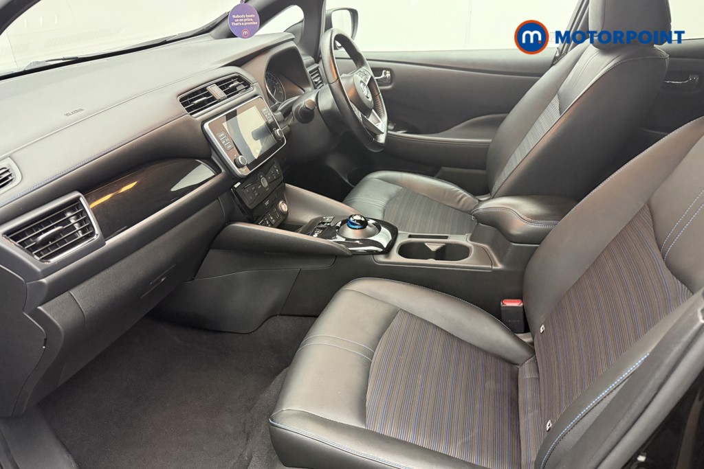 Nissan Leaf N-Connecta Automatic Electric Hatchback - Stock Number (1561096) - 1st supplementary image