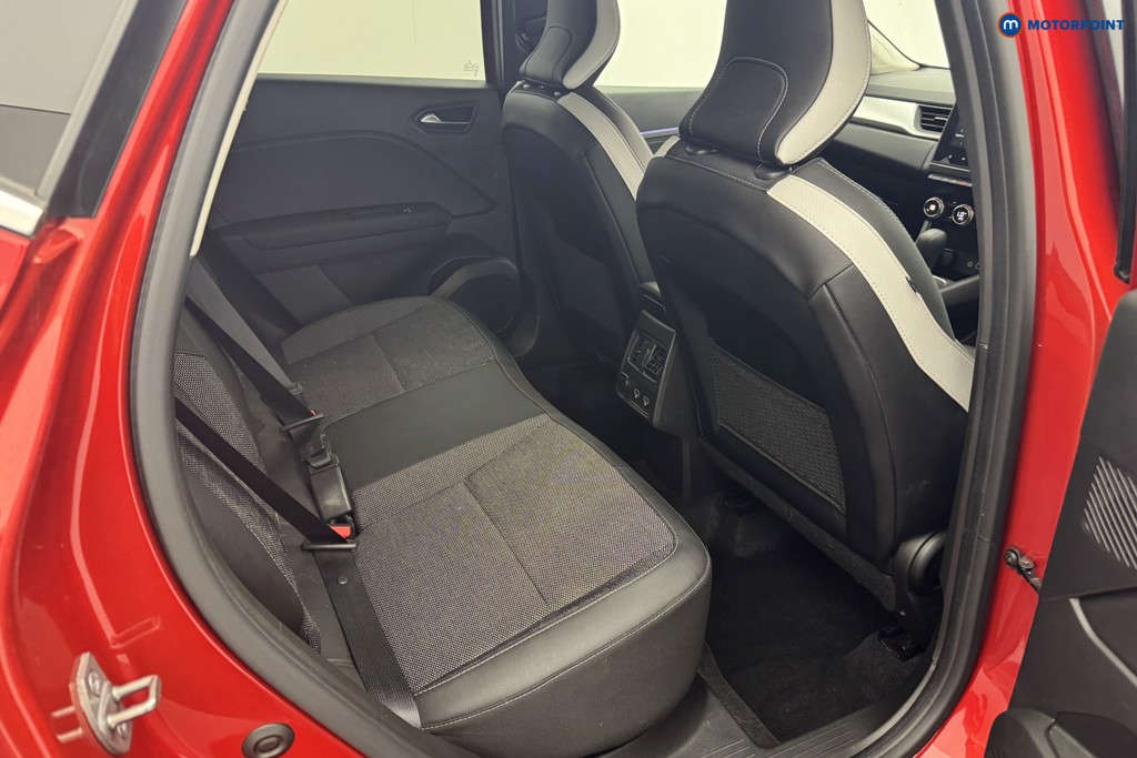 Renault Captur Techno Automatic Petrol-Electric Hybrid SUV - Stock Number (1561320) - 7th supplementary image