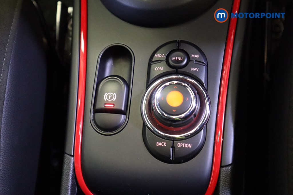 Mini Countryman Cooper Sport Manual Petrol SUV - Stock Number (1561466) - 21st supplementary image