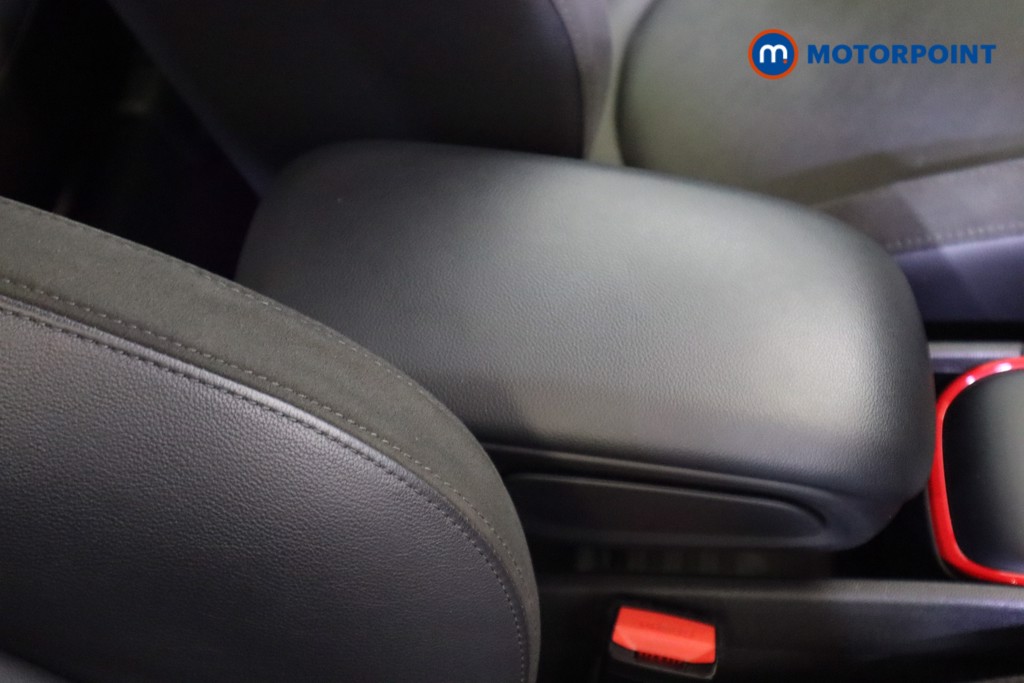 Mini Countryman Cooper Sport Manual Petrol SUV - Stock Number (1561466) - 23rd supplementary image