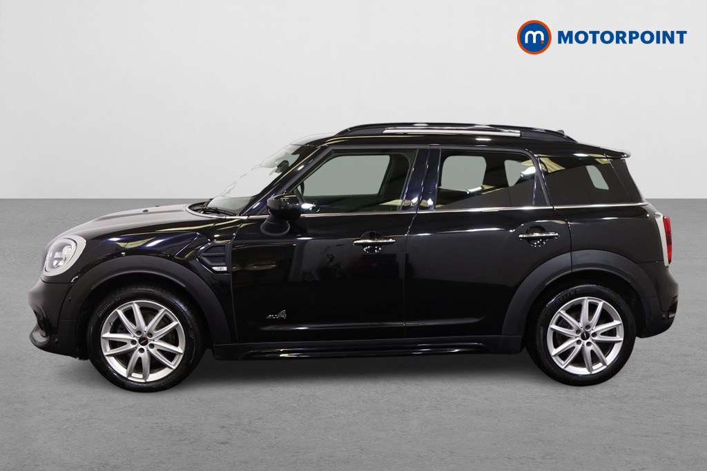 Mini Countryman Cooper Sport Manual Petrol SUV - Stock Number (1561466) - Passenger side