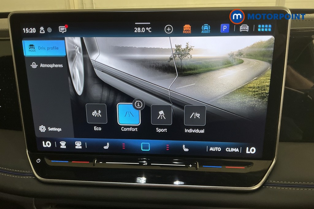 Volkswagen Tiguan R-Line Automatic Diesel SUV - Stock Number (1561928) - 2nd supplementary image