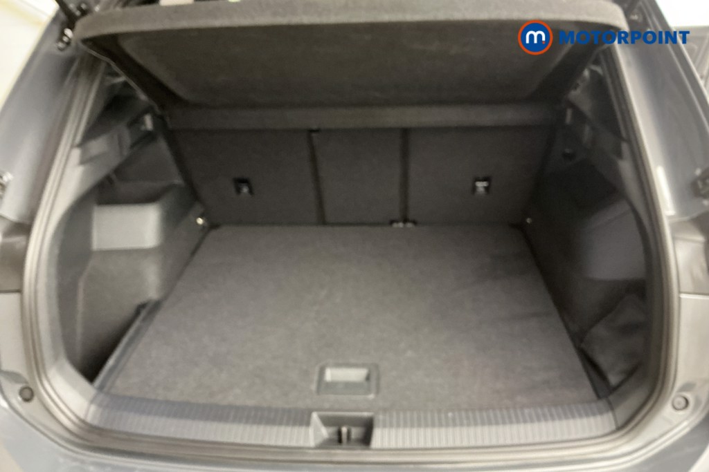 Volkswagen Tiguan R-Line Automatic Diesel SUV - Stock Number (1561928) - 3rd supplementary image