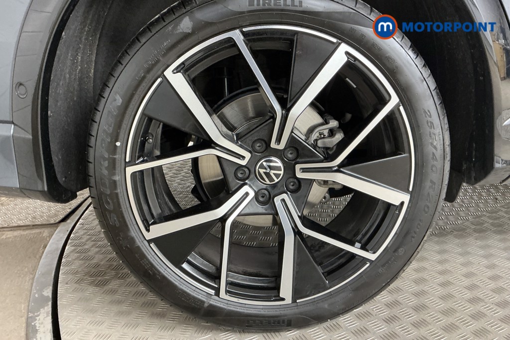 Volkswagen Tiguan R-Line Automatic Diesel SUV - Stock Number (1561928) - 35th supplementary image