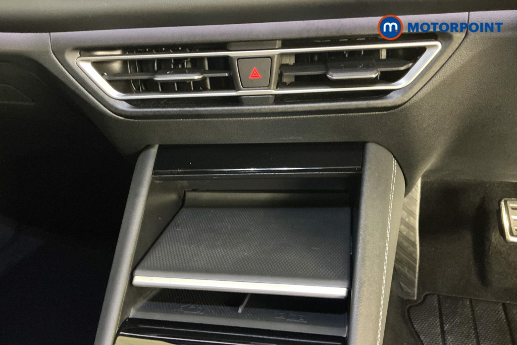Volkswagen Tiguan R-Line Automatic Diesel SUV - Stock Number (1561934) - 17th supplementary image