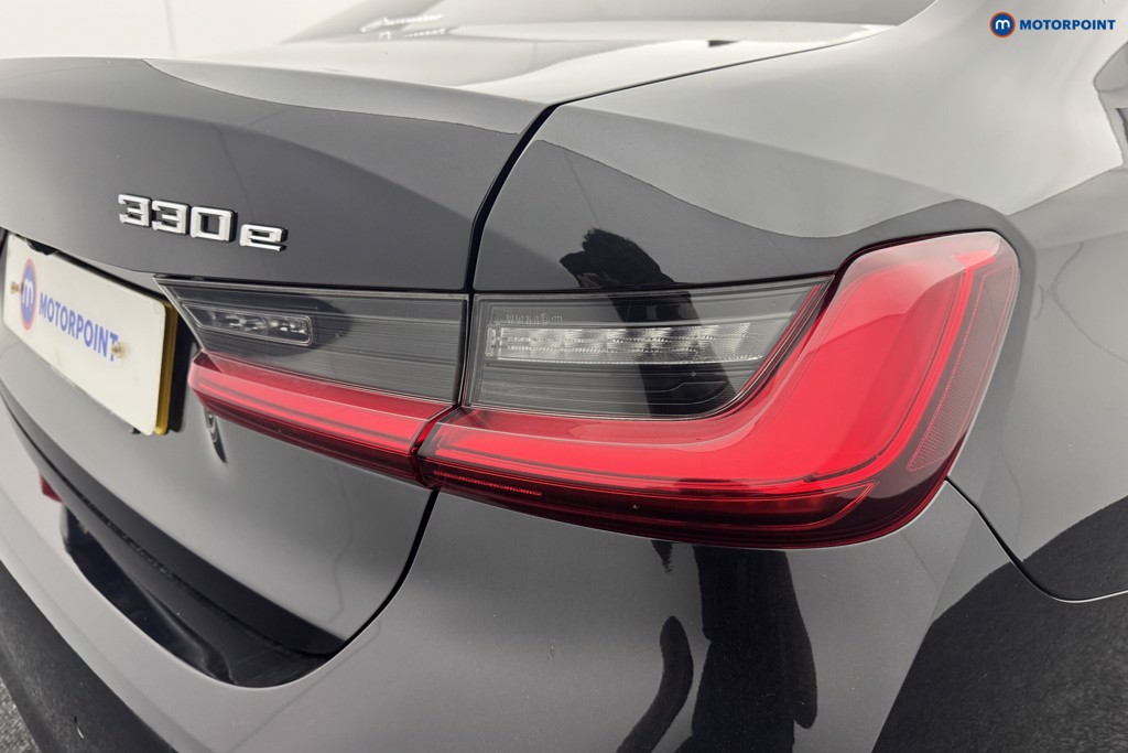 BMW 3 Series Sport Pro Automatic Petrol Plug-In Hybrid Saloon - Stock Number (1562150) - 22nd supplementary image