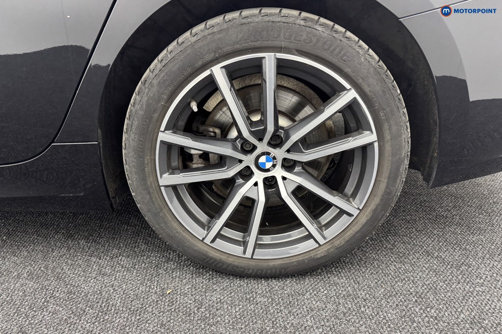 BMW 3 Series Sport Pro Automatic Petrol Plug-In Hybrid Saloon - Stock Number (1562150) - 28th supplementary image