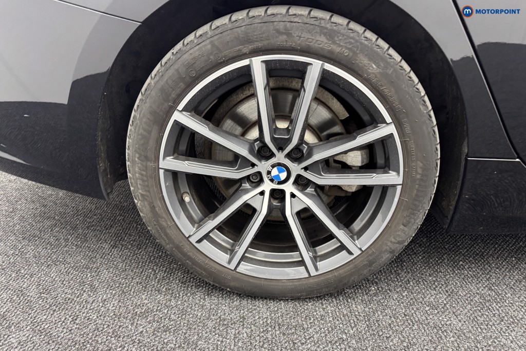 BMW 3 Series Sport Pro Automatic Petrol Plug-In Hybrid Saloon - Stock Number (1562150) - 29th supplementary image