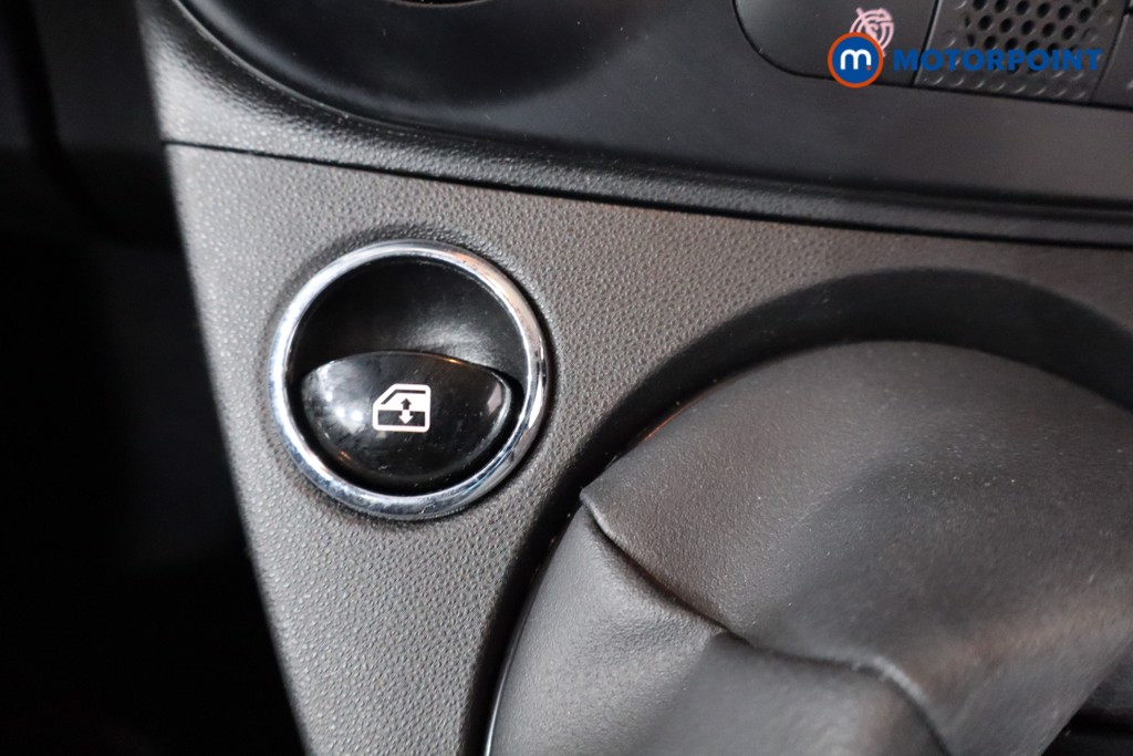 Fiat 500 1.0 Mild Hybrid 3Dr Manual Petrol-Electric Hybrid Hatchback - Stock Number (1562277) - 18th supplementary image