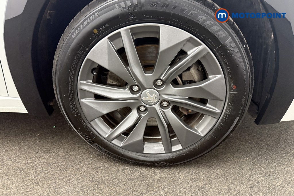 Peugeot 208 Allure Premium Automatic Electric Hatchback - Stock Number (1562791) - 17th supplementary image