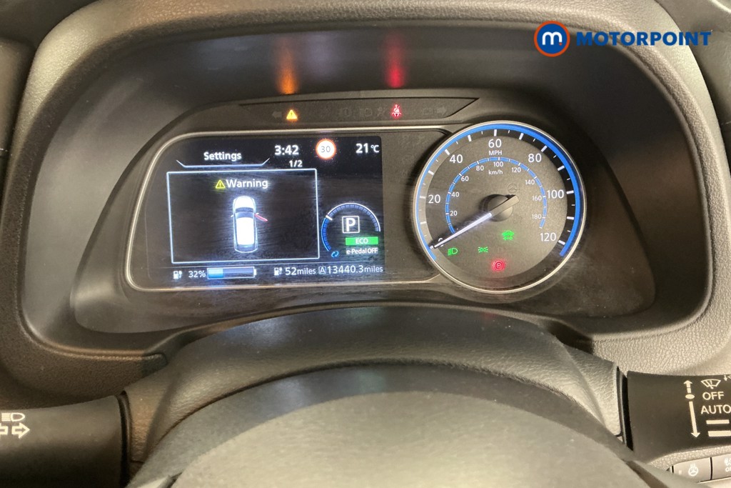 Nissan Leaf Tekna Automatic Electric Hatchback - Stock Number (1562820) - 9th supplementary image