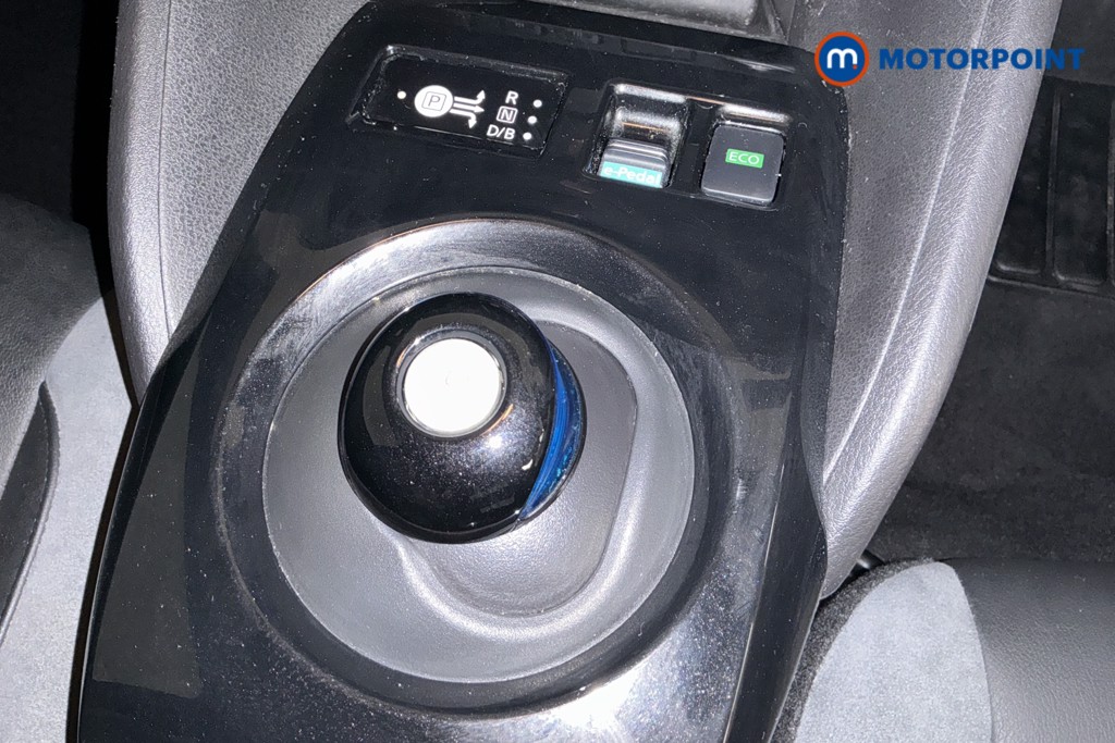 Nissan Leaf Tekna Automatic Electric Hatchback - Stock Number (1562820) - 16th supplementary image