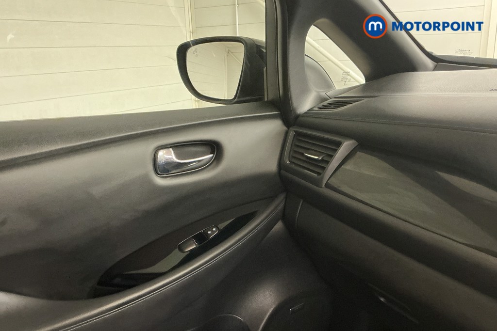 Nissan Leaf Tekna Automatic Electric Hatchback - Stock Number (1562820) - 18th supplementary image
