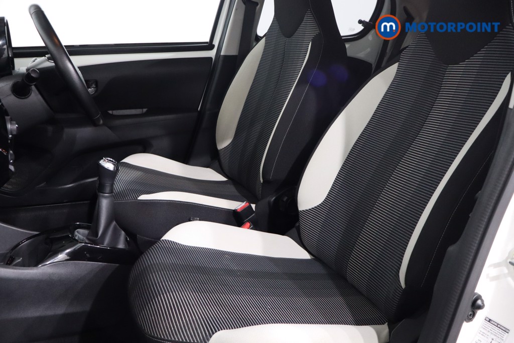Peugeot 108 Allure Manual Petrol Hatchback - Stock Number (1562863) - 4th supplementary image