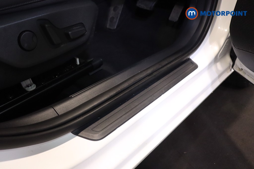 KIA Niro 3 Automatic Petrol-Electric Hybrid SUV - Stock Number (1562955) - 5th supplementary image
