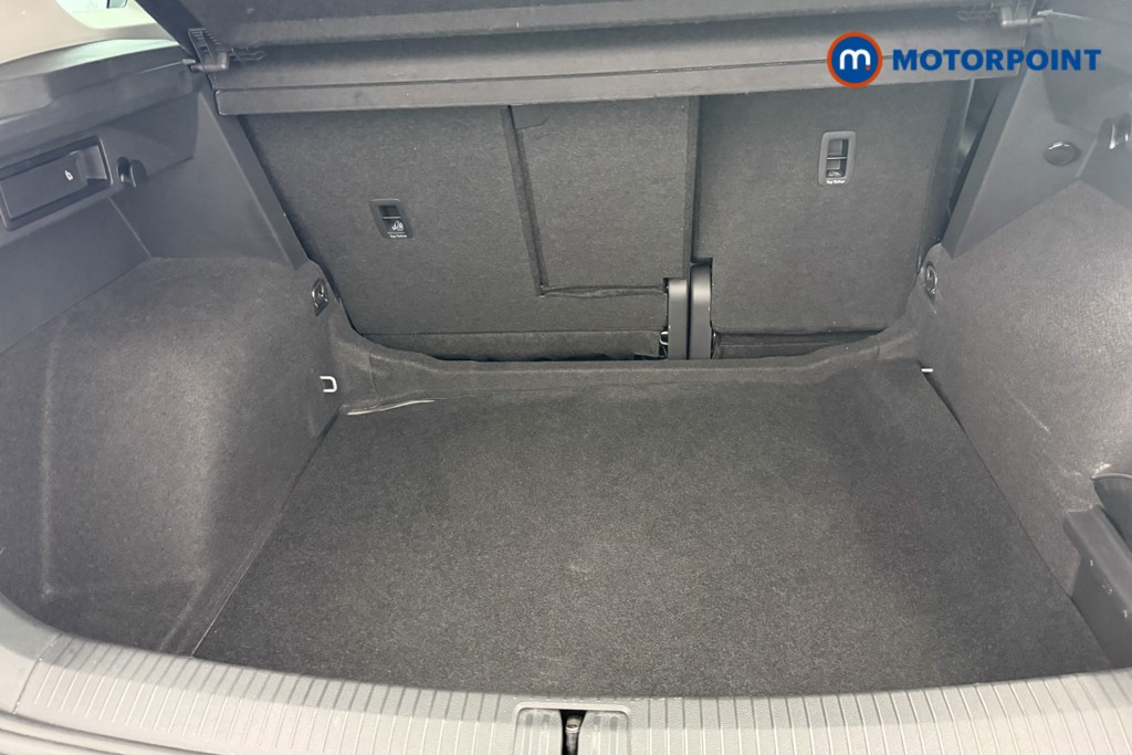 Volkswagen Tiguan Life Manual Petrol SUV - Stock Number (1563455) - 29th supplementary image