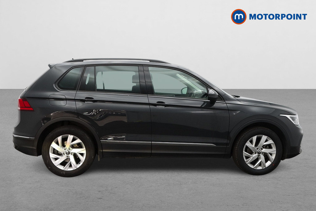 Volkswagen Tiguan Life Manual Petrol SUV - Stock Number (1563455) - Drivers side