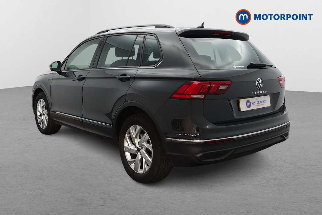 Volkswagen Tiguan Life Manual Petrol SUV - Stock Number (1563455) - Passenger side rear corner