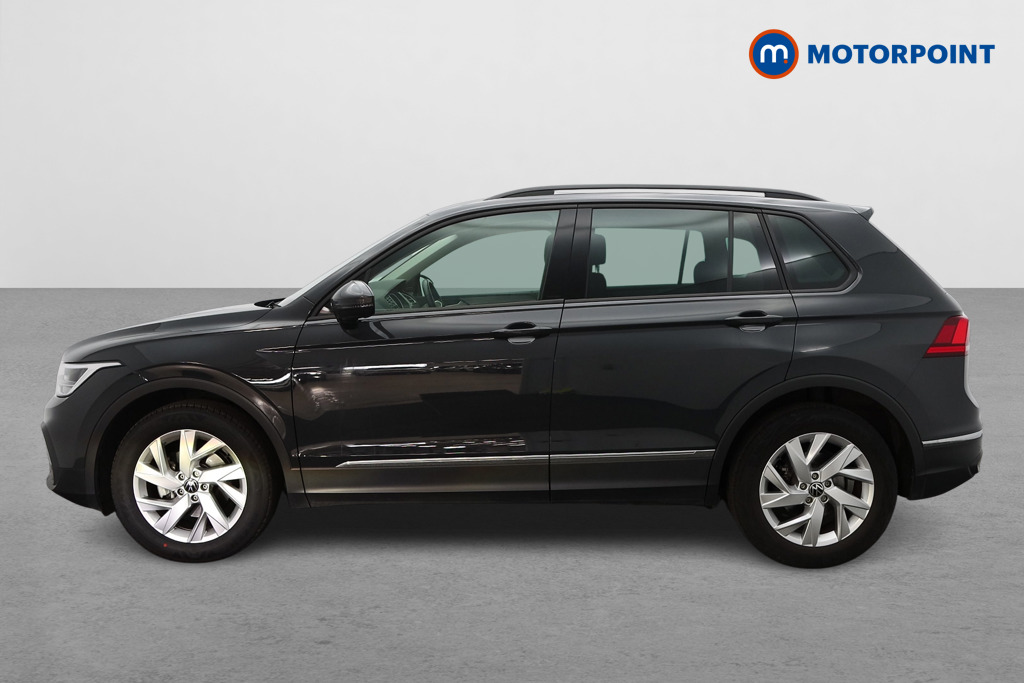 Volkswagen Tiguan Life Manual Petrol SUV - Stock Number (1563455) - Passenger side