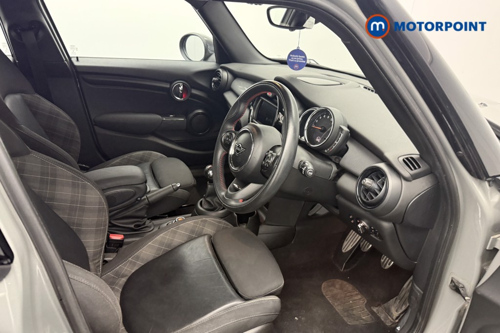 Mini Hatchback Cooper Sport Manual Petrol Hatchback - Stock Number (1563525) - 3rd supplementary image