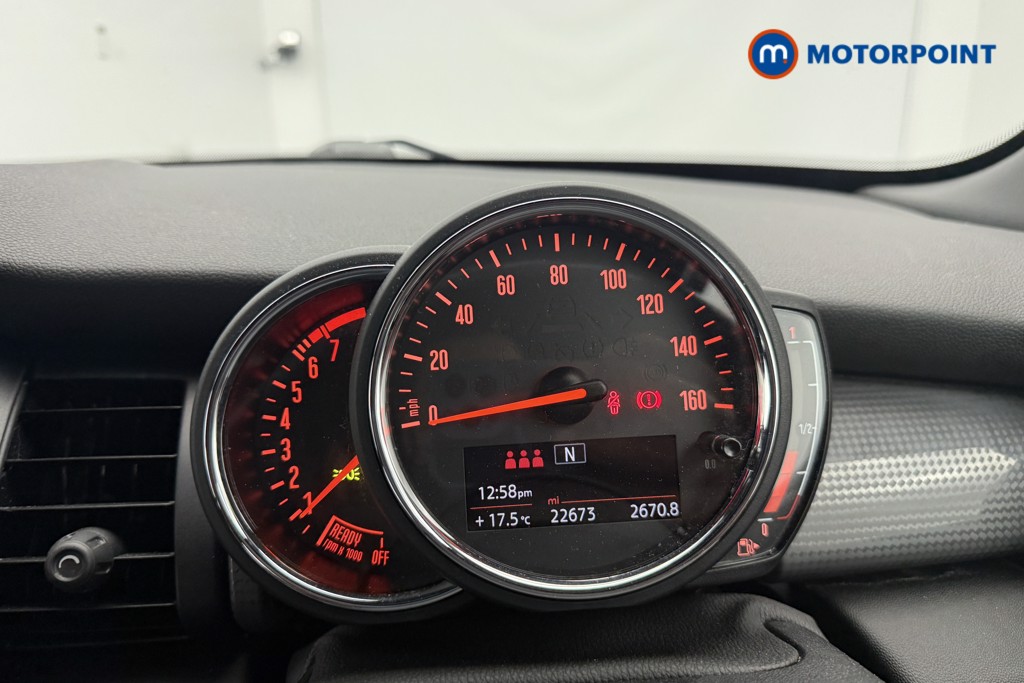 Mini Hatchback Cooper Sport Manual Petrol Hatchback - Stock Number (1563525) - 4th supplementary image