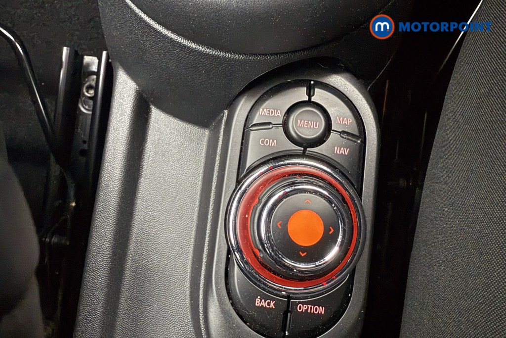 Mini Hatchback Cooper Sport Manual Petrol Hatchback - Stock Number (1563525) - 11th supplementary image